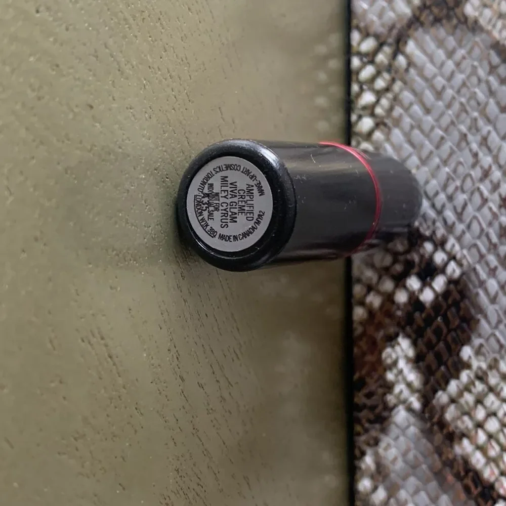MAC Cosmetics new without